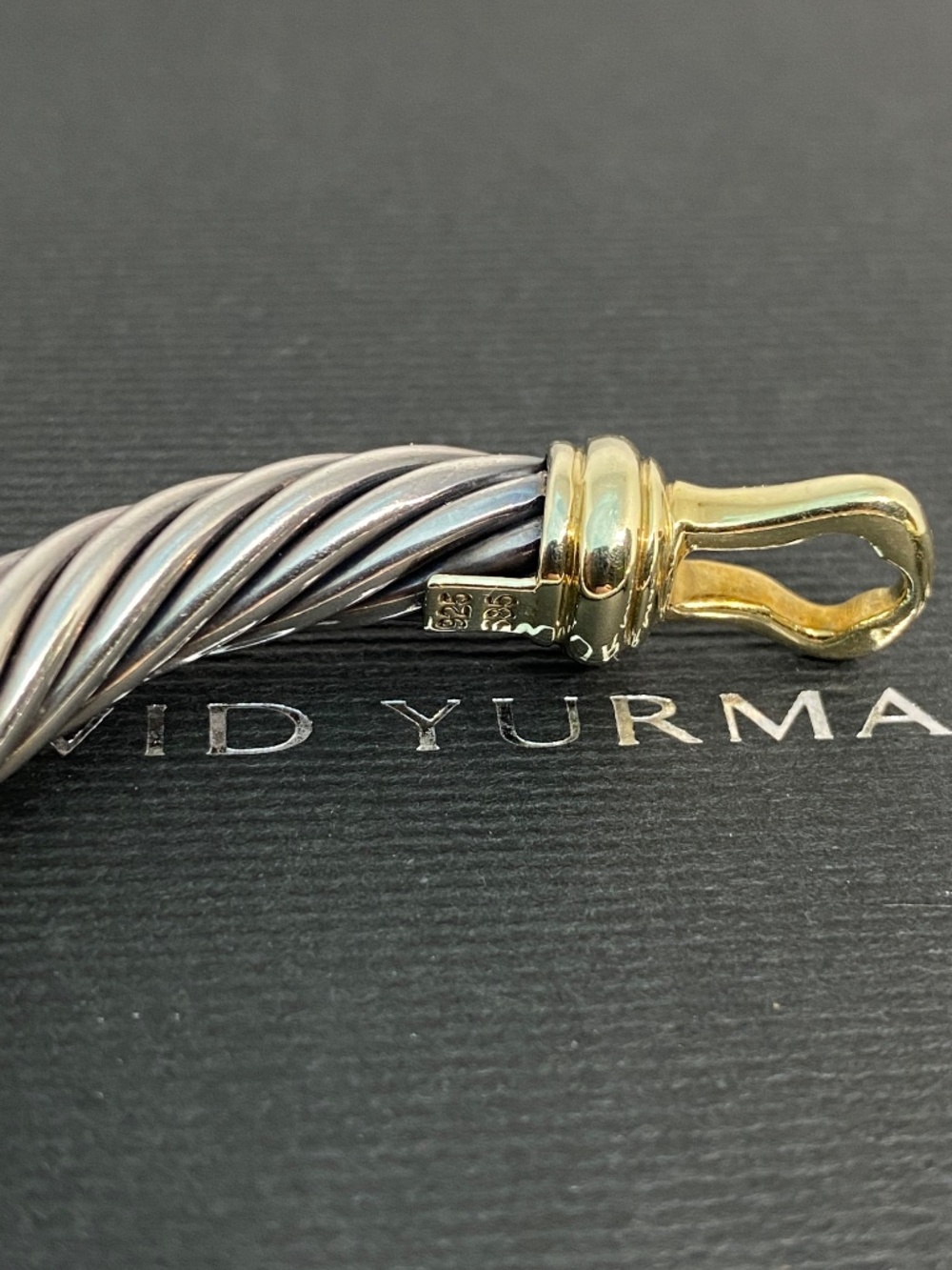 David Yurman Classic cable Buckle Bracelet 14K Gold Medium MSRP $2300 - Picture 10 of 11